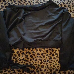 SHEIN Black Long Sleeve Crop Top